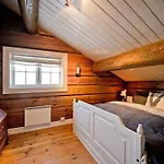 Large Family In In-out, Bbq, Terrace And Fireplace Hafjell